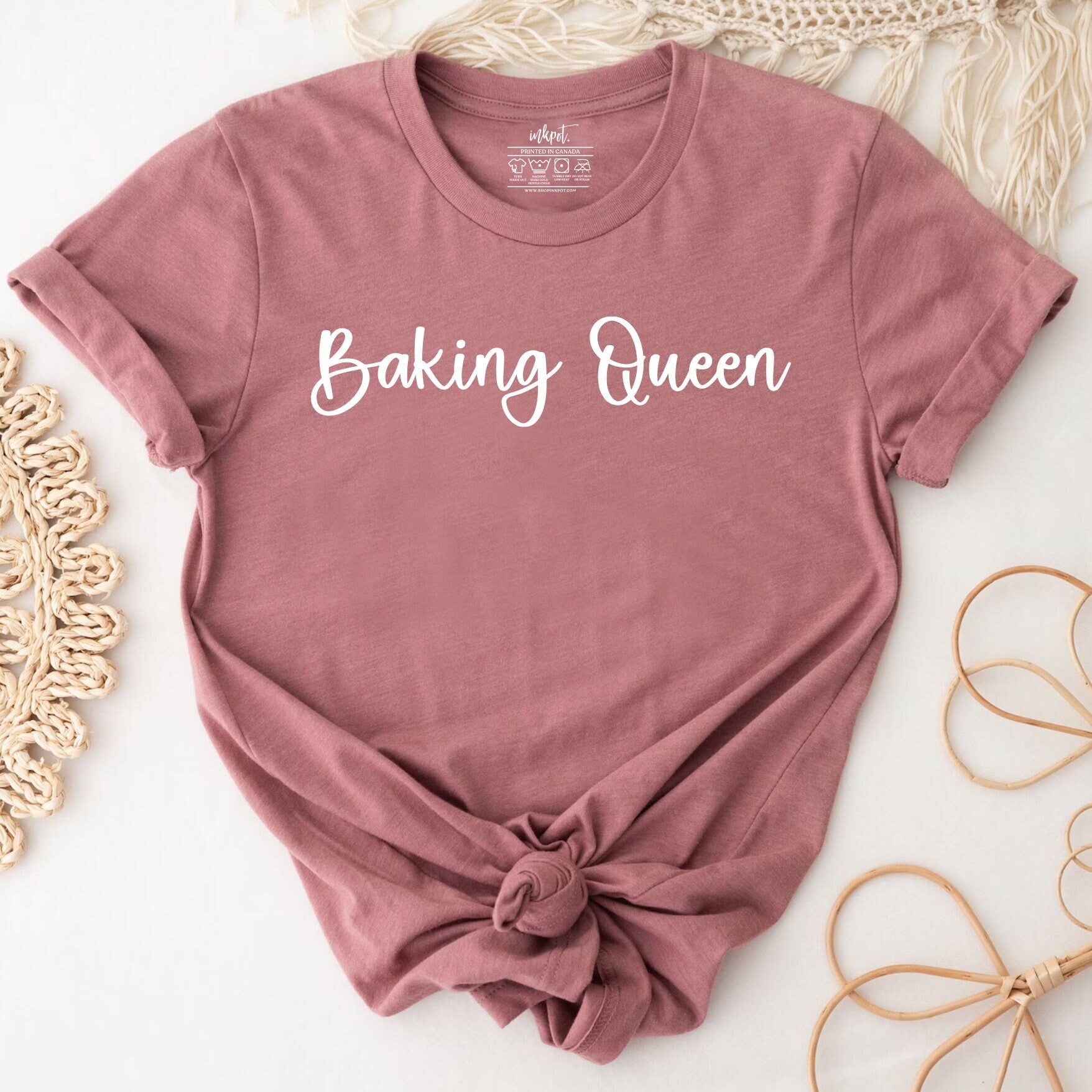 Baking Queen T-Shirt | Baking Shirt, Gift For Baker,Baker T-Shirt,Funny Baking Shirt, Bakery Gift,Baking Mom Shirt, funny baker,Bakery Shirt